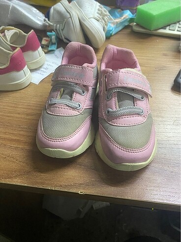 24 Beden pembe Renk Bebe spor ayakkabı