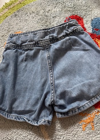 Yandan kapaklı etek görünümlü kot şort - Görsel 5