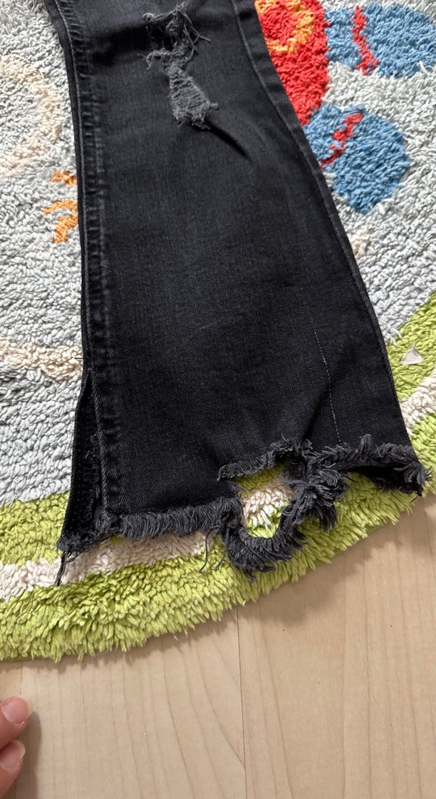 Kız Çocuk Siyah Yırtık Denim Pantolon - Görsel 3