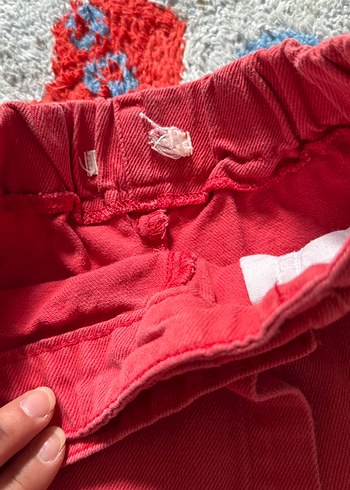 Kız Çocuk Kırmızı Düğmeli Kot Etek - Görsel 4