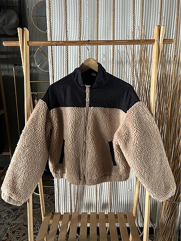 H&M teddy mont