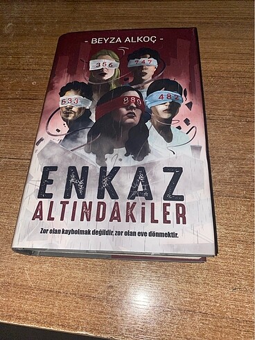 Enkaz altındakiler