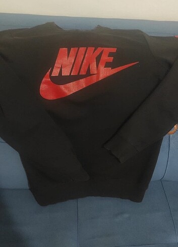 Nike sweatshirt 