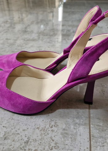 Nine West hiç kullanılmamış Pembe Süet Tokalı Stiletto - NINE WEST