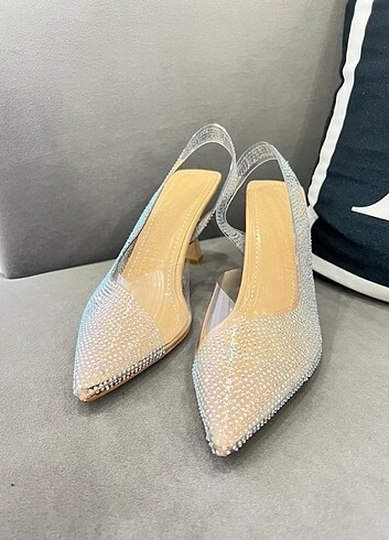 Zara Topuklu ayakkabı