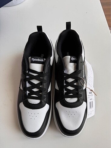 Reebok spor ayakkabı
