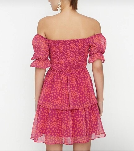 pembe çiçekli belden açılan volanlı elbise - Görsel 3