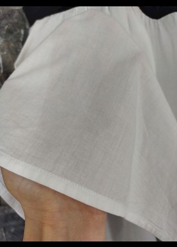 Kolsuz Mini Beyaz Bluz - Görsel 2