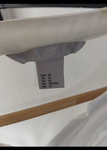 Beyaz V Yaka Pilili Keten Mini Gömlek - Görsel 4