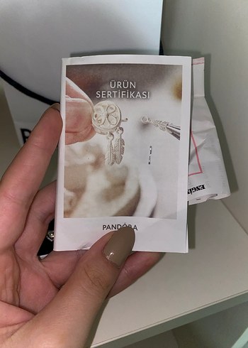 Beden Pandora Altın Renkli Boncuklu Yüzük