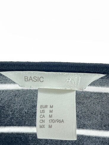 m Beden siyah Renk H&M T-shirt %70 İndirimli.