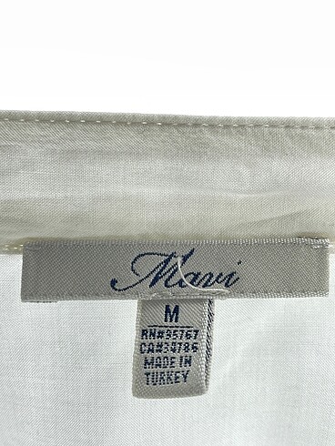 m Beden beyaz Renk Mavi Jeans Gömlek %70 İndirimli.