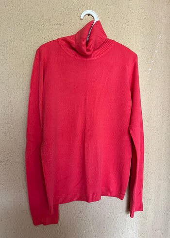 Pembe ve Haki Kadın Boğazlı Triko Kazak