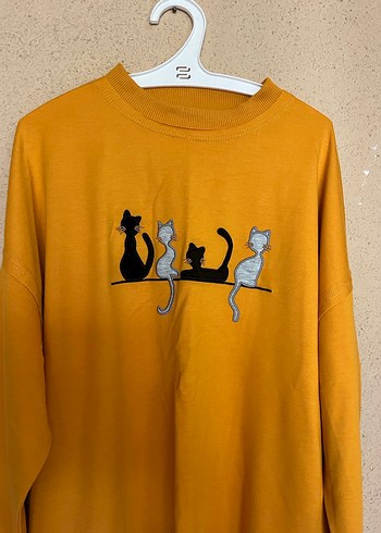 m Beden Sarı Baskılı Kadın Sweatshirt