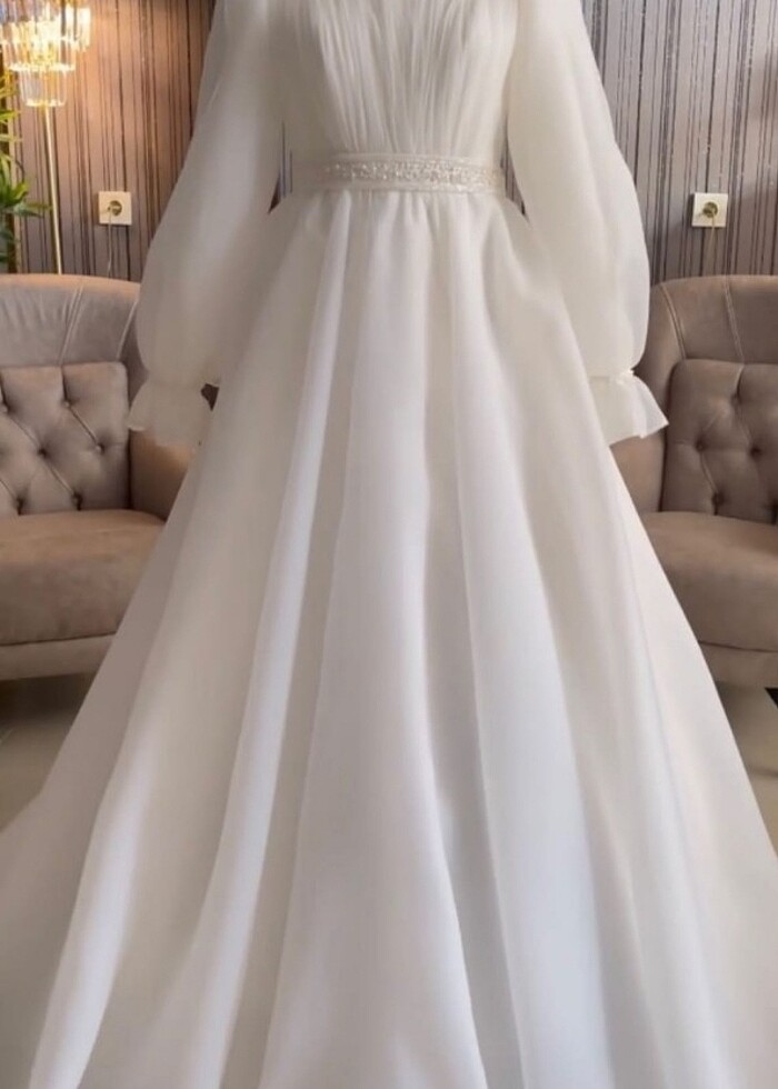 Pelerinli Gelinlik - Görsel 3