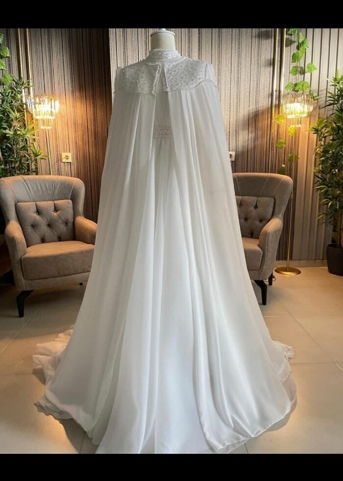 Pelerinli Gelinlik - Görsel 2