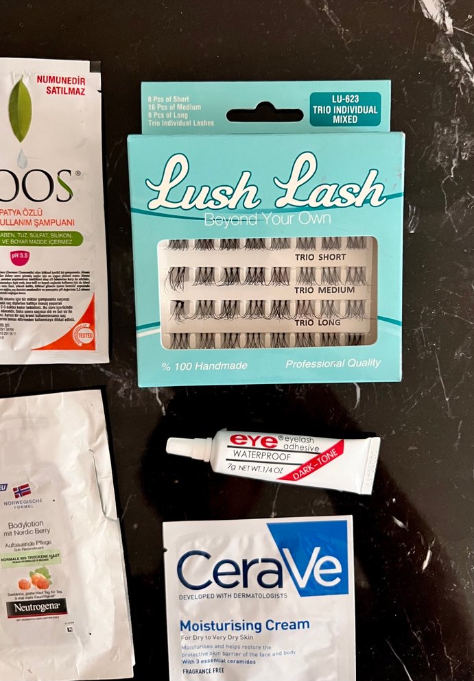 Nemlendirici Kremler Kadın Bakım Seti Kirpik Yapıştırıcı - Görsel 2