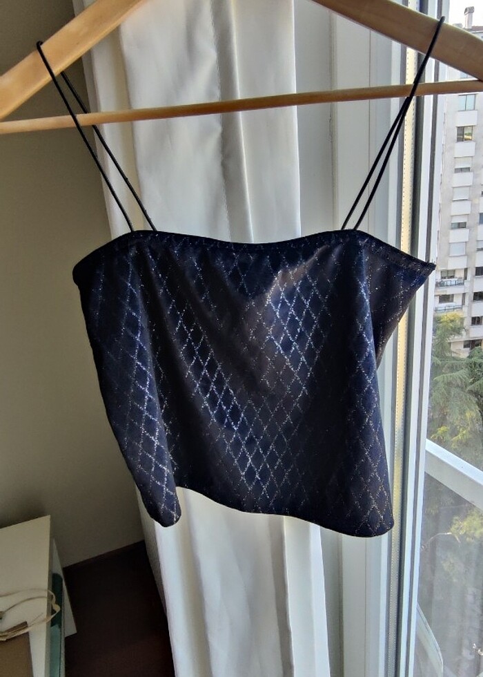 Pebti Siyah Kadife Simli Crop Üst - Görsel 2