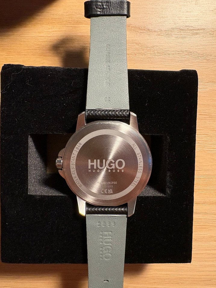 Hugo Boss Siyah Gerçek Deri Erkek Saati - Görsel 4