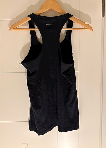 Siyah Yüksek Yakalı Kolsuz Atlet - Görsel 2