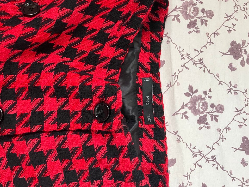 Mango Düğmeli Kırmızı Desenli Midi Mini Etek - Görsel 2