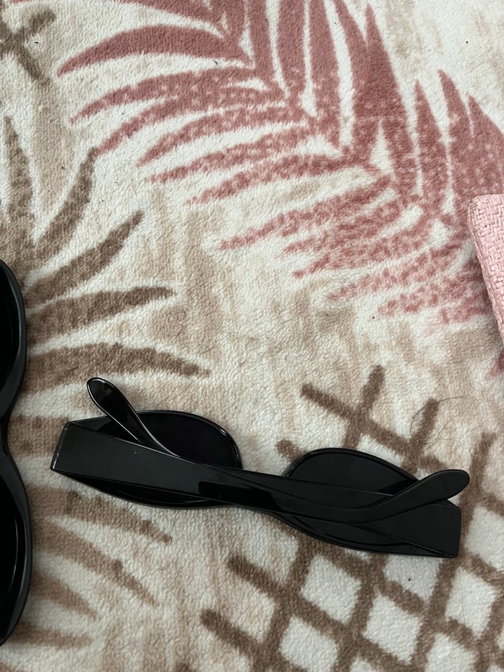 Siyah Minimalist Kürklü Gotik Kadın Gözlüğü mango - Görsel 2