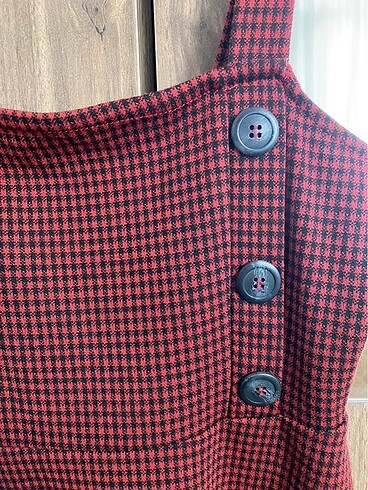 xs Beden kırmızı Renk PULL&BEAR KADIN EKOSELİ SALOPET ELBİSE