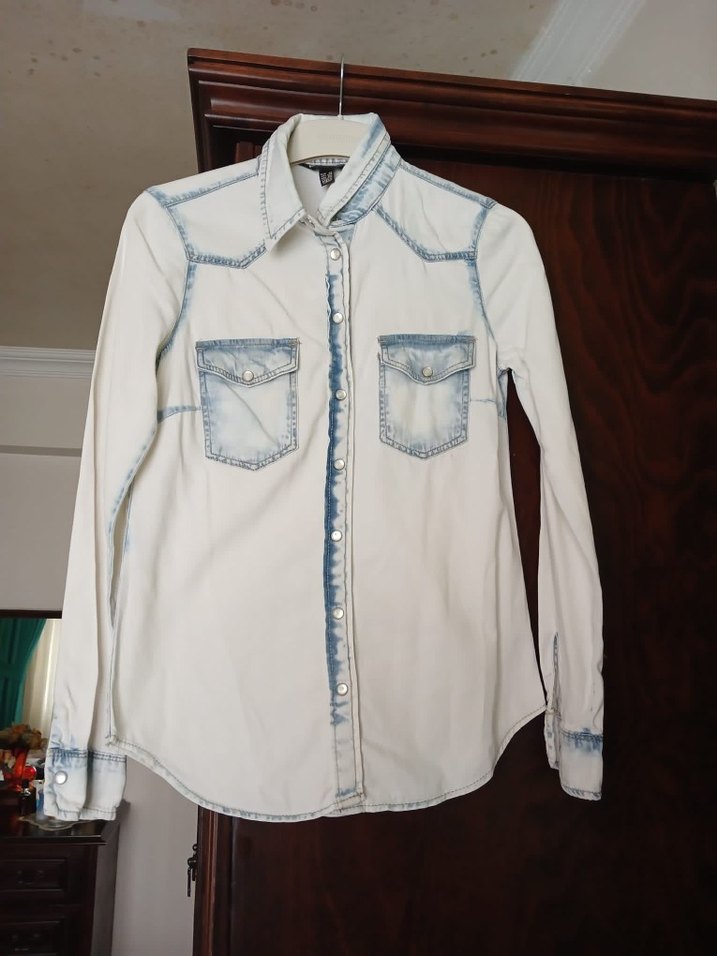 Düğmeli buz mavisi  Denim Kadın Gömlek - Görsel 2