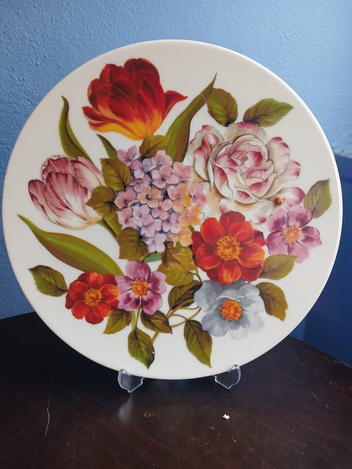 Çiçek Desenli Modern Klasik Tabak - Görsel 2