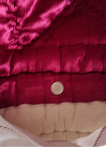 Bordo saten yorgan - Görsel 3