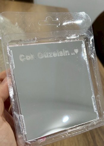 Hello Kity Hotflowers & Kar Küresi - Görsel 3