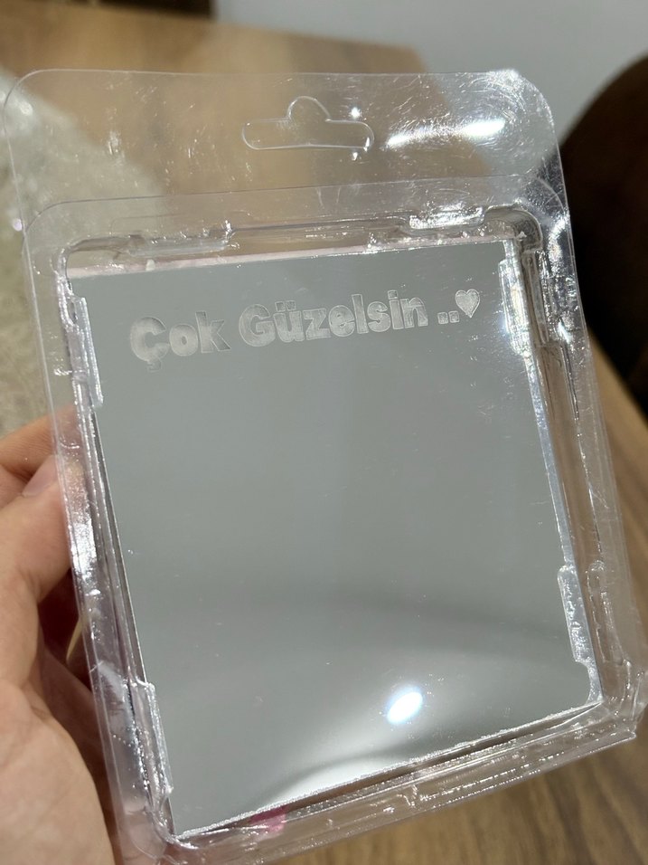 Hello Kity Hotflowers & Kar Küresi - Görsel 3