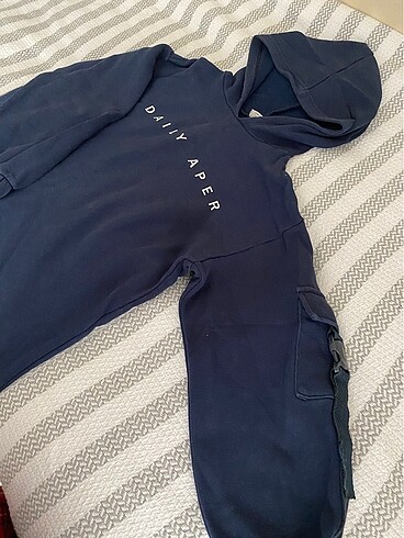 s Beden mavi sweatshirt
