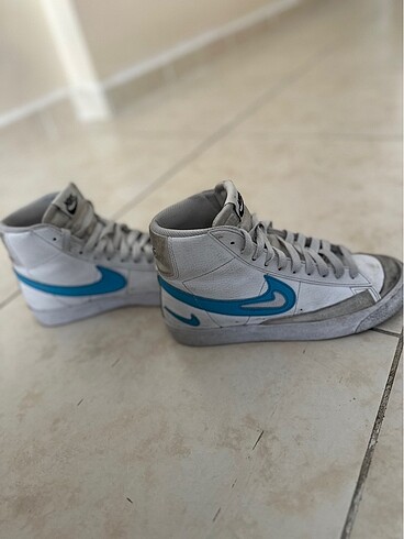 36 Beden çeşitli Renk Nike spor ayakkabısı