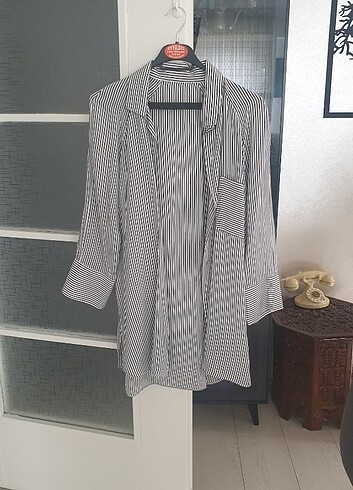 42 Beden Oversize iki adet gömlek