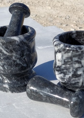 Karaca Mermer Havan ve Tokmak Seti Siyah