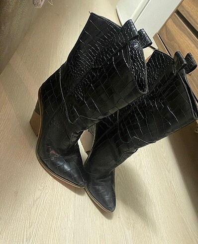 Zara FENDİ MODEL çizme bot
