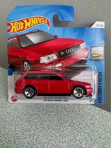 Ambalajında HOTWHEELS Audı Avant RS2