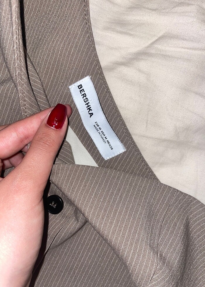 BERSHKA yelek - Görsel 4