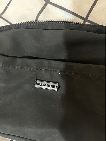 Pull and Bear Omuz çantası