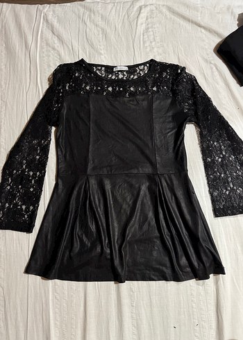 İPEKYOL Deri detaylı dantel kollu bluz - Görsel 3