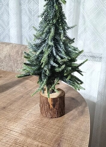 Çam ağacı süs eşyası 2 adet.