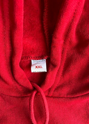 Kırmızı Kapüşonlu Sweatshirt 1905 Baskılı - Görsel 3
