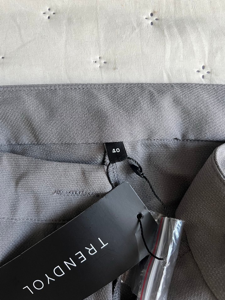 Gri Kumaş Ofis Pantolonu - Görsel 4