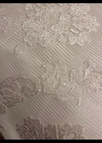 İşlemeli Beyaz Parlak Yatak Örtüsü english home - Görsel 2