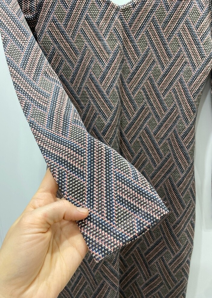 Uzun kollu esnek yumuşacık elbise - Görsel 4