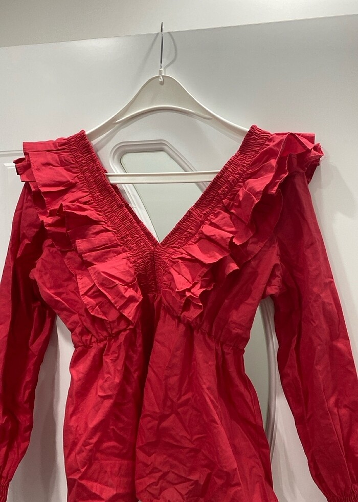 Volanlı bluz  hiç kullanılmadı ???? - Görsel 4