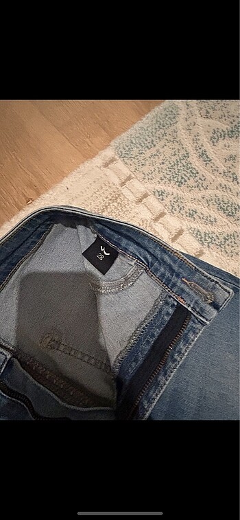 28 Beden Mavi jean