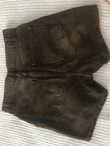 34 Beden siyah Renk Trendyol Siyah Denim Şort