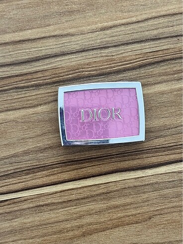 Dior 001 allık